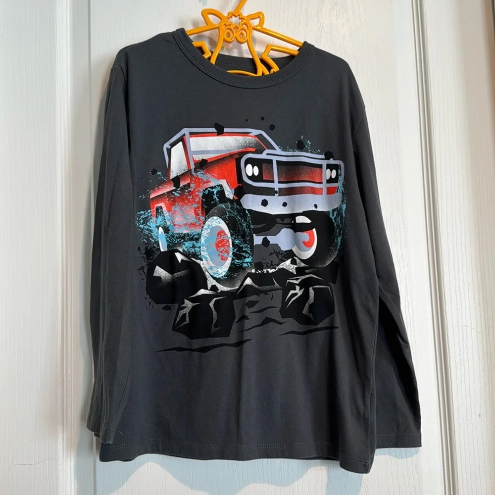 The children’s place truck tee